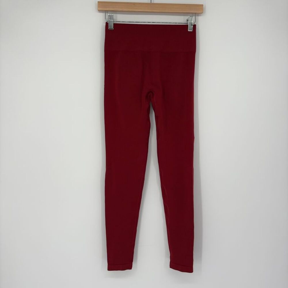 Alphalete Amplify Leggings in Bright Red